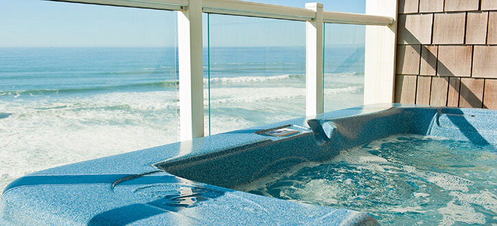 Pacific Winds Oceanfront Hot Tub